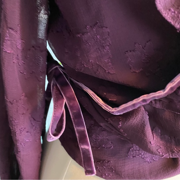 NEW Tularosa Wrap Front Ruffle Blouse Small - Picture 3 of 10